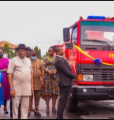 Diri unveils fire truck for Bayelsa Airport