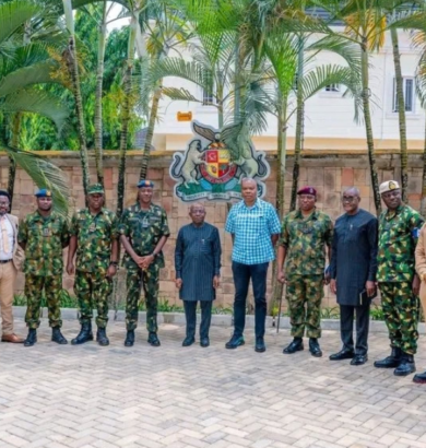 FG lauds Otti over construction of Air Force Administrative Complex